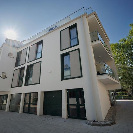 Villa Bauhaus Penthouse Wellness Apartman Siófok Buitenkant foto