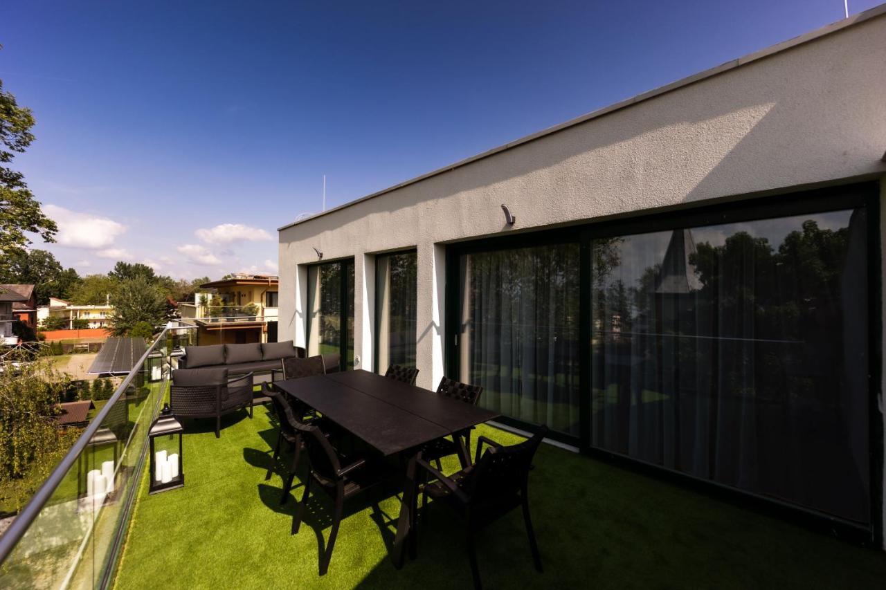 Villa Bauhaus Penthouse Wellness Apartman Siófok Buitenkant foto