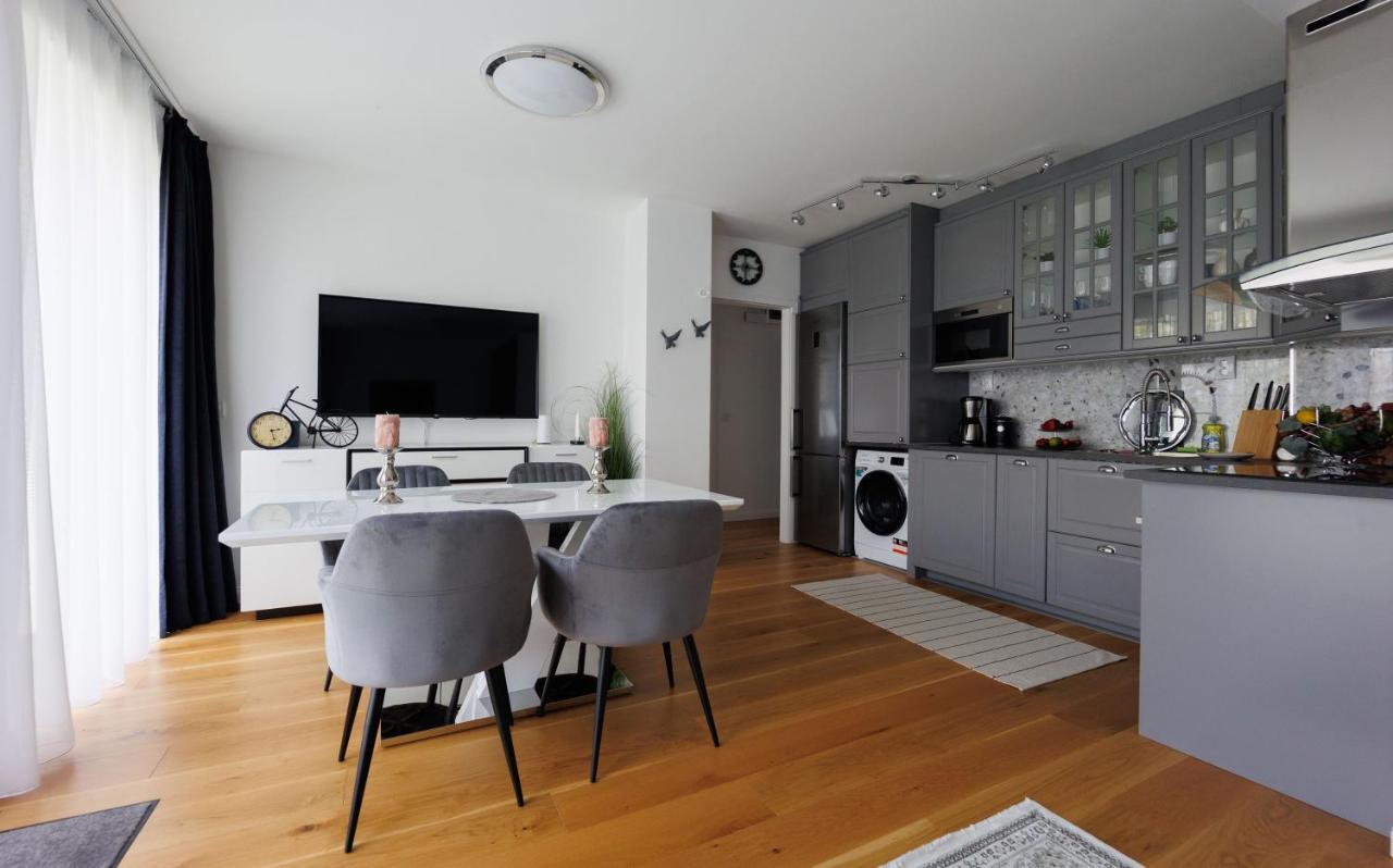 Villa Bauhaus Penthouse Wellness Apartman Siófok Buitenkant foto